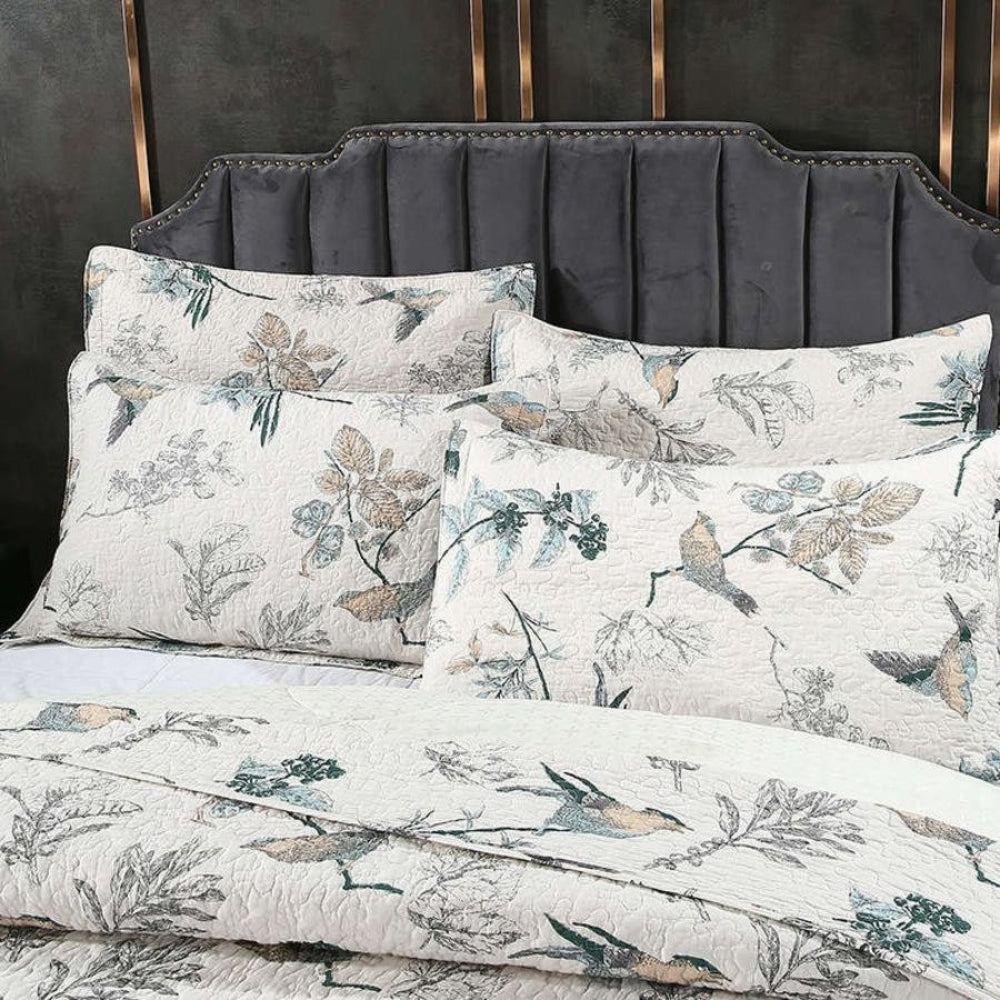 Reversible floral bedspread coverlet with matching pillow shams