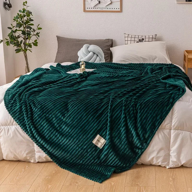 LuxeFleece – Warm Flannel Throw Blanket