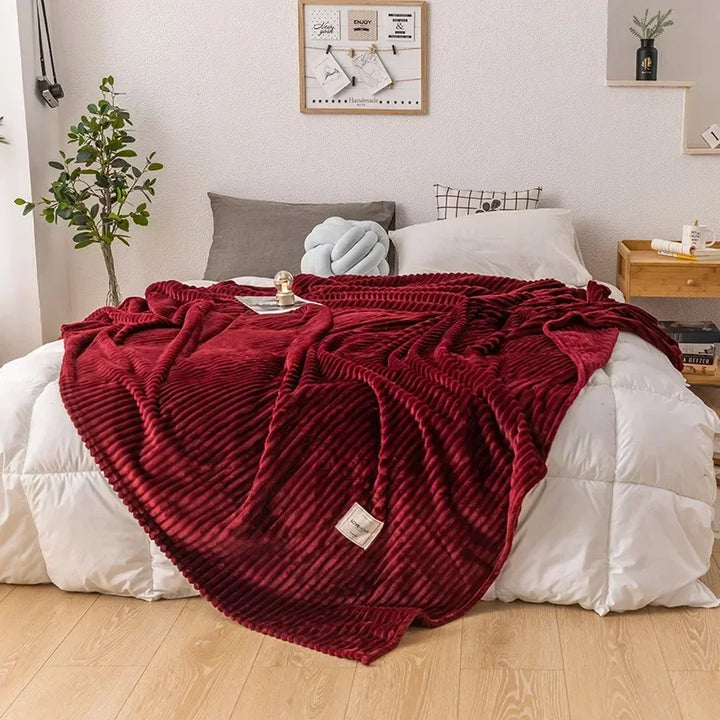 LuxeFleece – Warm Flannel Throw Blanket