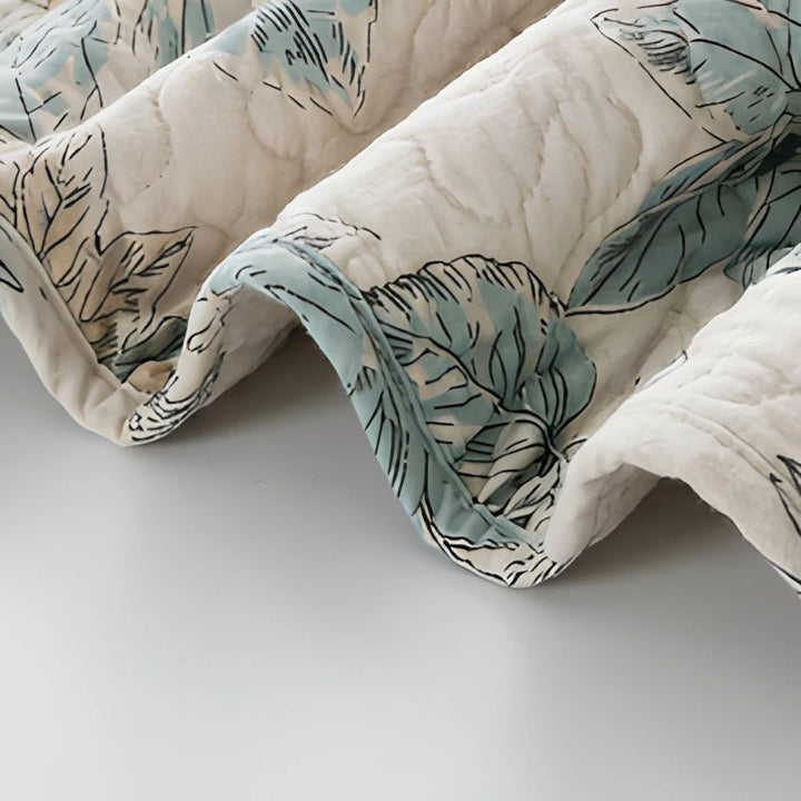 Floral Cotton Quilted Coverlet Set — Reversible Pastoral Bedspread with Pillow Shams