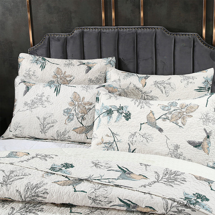Reversible floral bedspread coverlet detail