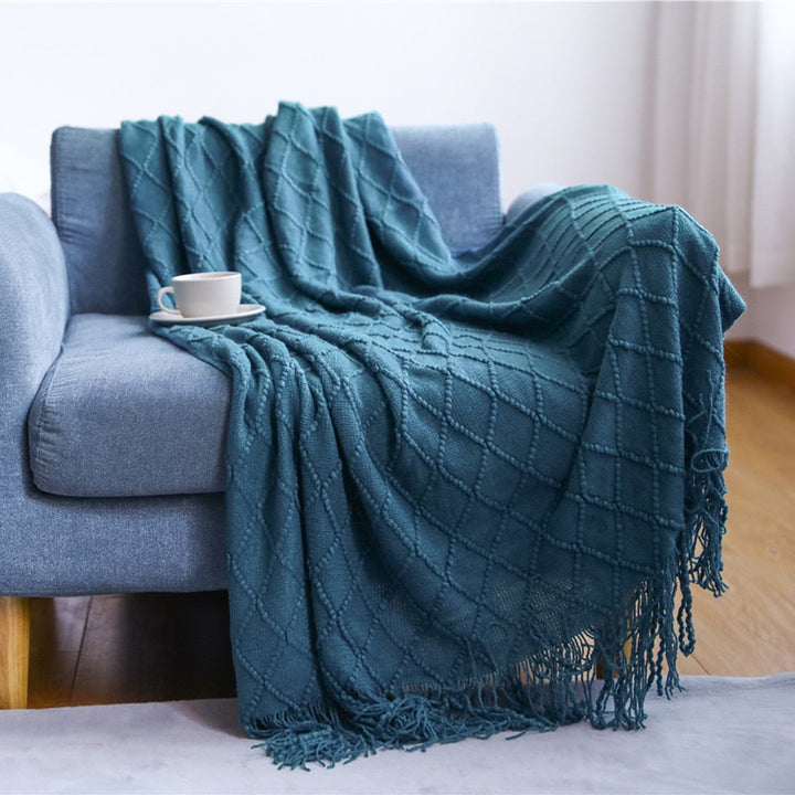 LumiWeave – Luxury Knitted Throw Blanket