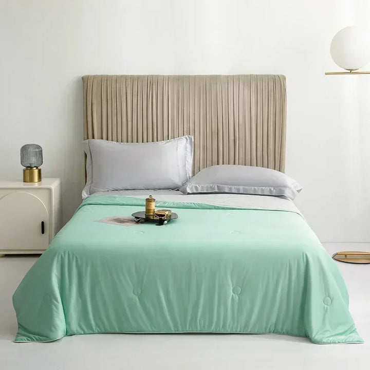 CoolBreeze – Luxury Breathable Cooling Blanket