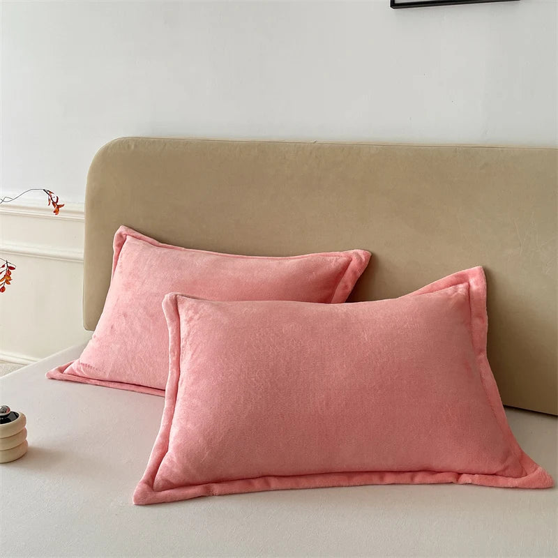 Pink velvet flannel pillow cases 2 pack with zipper