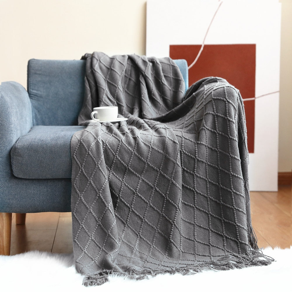 LumiWeave – Luxury Knitted Throw Blanket