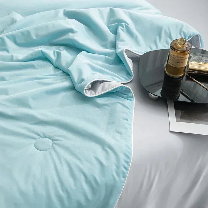 CoolBreeze – Luxury Breathable Cooling Blanket