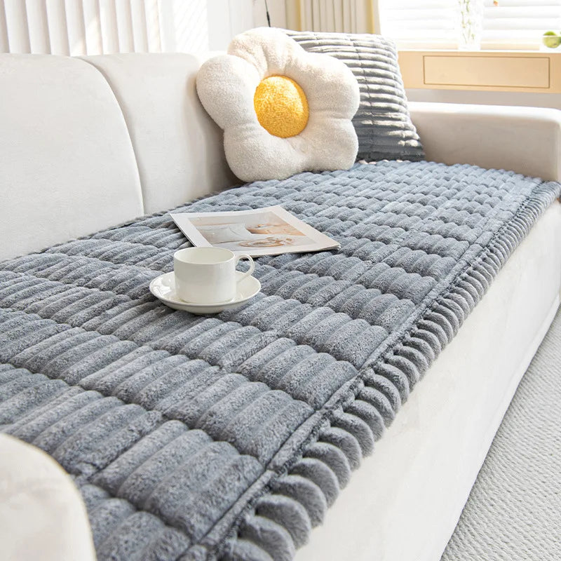 Plush pleated sofa cover in Cloud Texture (light grey)
