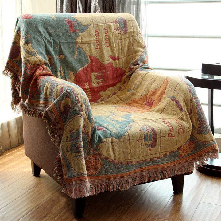 AtlasDream – Luxury Cotton Throw with Vintage World Map Design