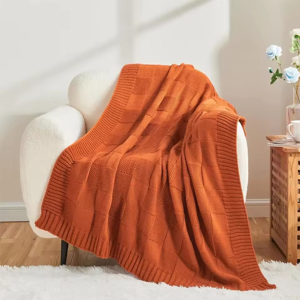 LunaWeave – Luxury Knitted Throw Blanket