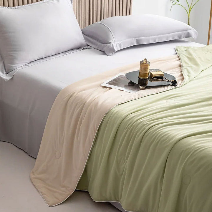 CoolBreeze – Luxury Breathable Cooling Blanket