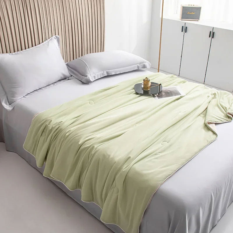 CoolBreeze – Luxury Breathable Cooling Blanket