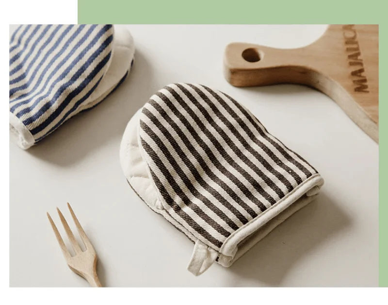 Heat-Resistant Oven Mitt — Striped Non-Slip Kitchen Glove, Anti-Scald Pot Holder