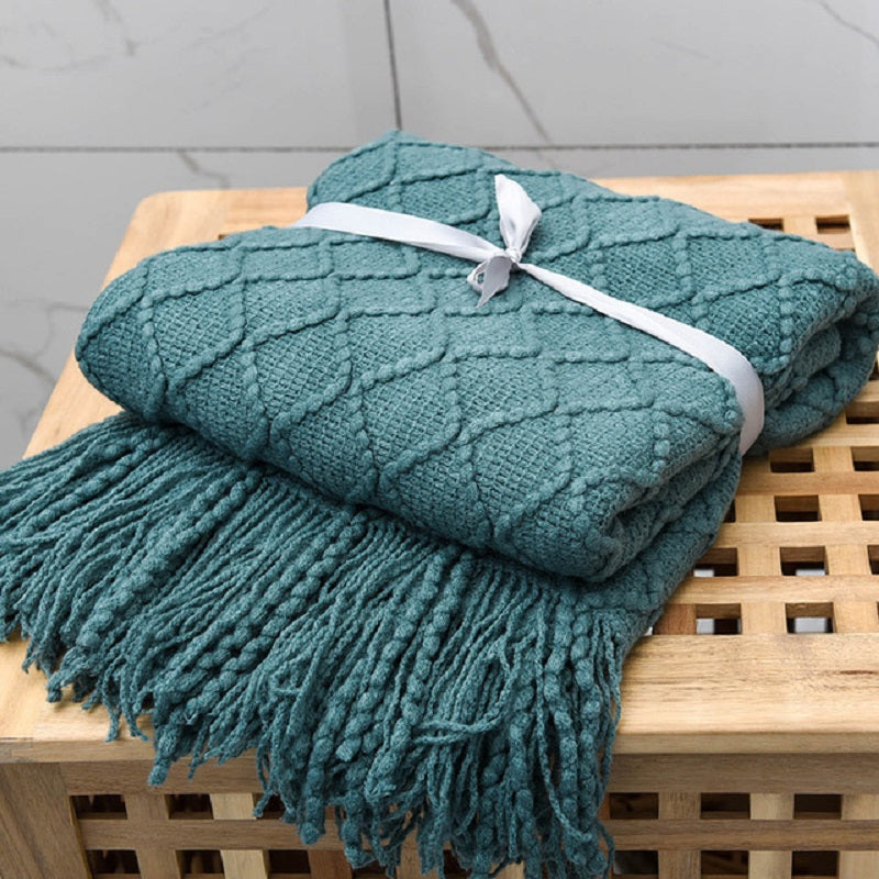 LumiWeave – Luxury Knitted Throw Blanket